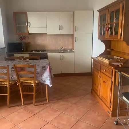 Monterosso アパート *