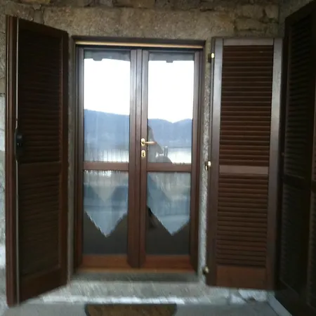 アパート Monterosso ヴェルバーニア