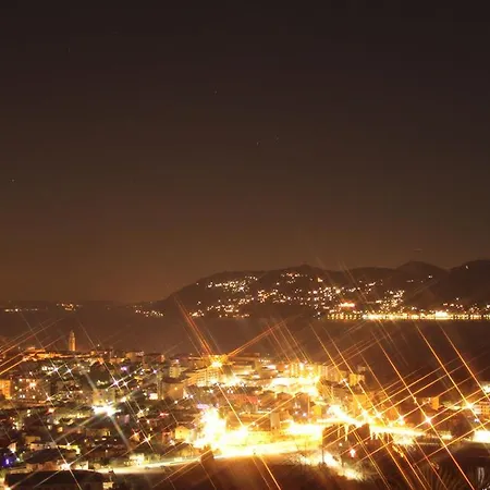 Monterosso شقة *